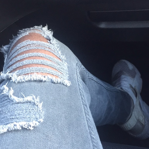 Profile Picture of Jalen Moliere (@jalenmoli) on Poshmark