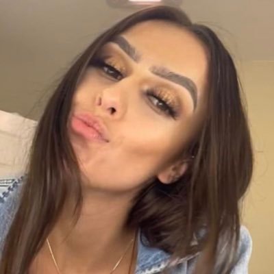 Profile Picture of Alicia (@aliciamelendez0) on Twitter