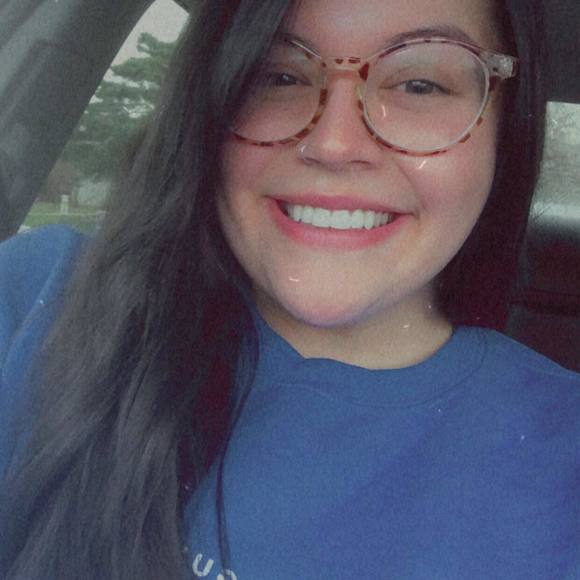 Profile Picture of Bailey Quidato (@baileyquidato) on Poshmark