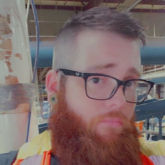 Profile Picture of Robert Boone (@dylan_boone2003) on Poshmark