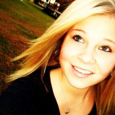 Profile Picture of Catherine Antonacci (@Sylvianlz71) on Twitter