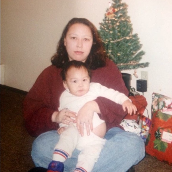 Profile Picture of Virginia Andrewvitch (@virgie09) on Poshmark