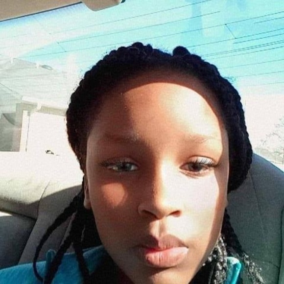 Jameshia Tolliver - Poshmark Profile Picture of Jameshia Tolliver (@jameshiatollive) on Poshmark