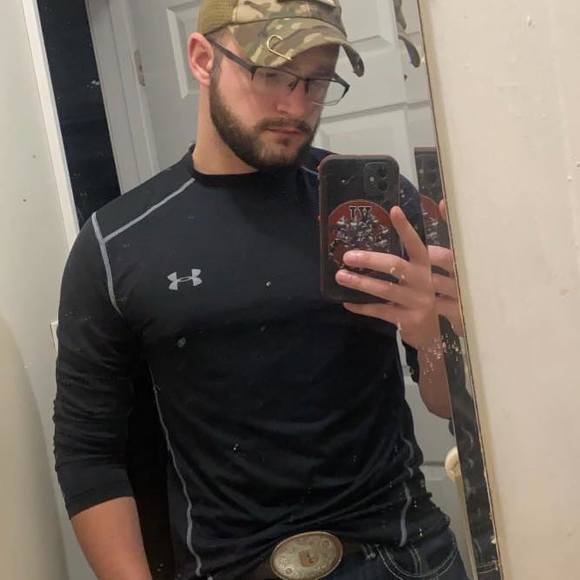 Profile Picture of Jeffery Kidd (@jefferykidd) on Poshmark