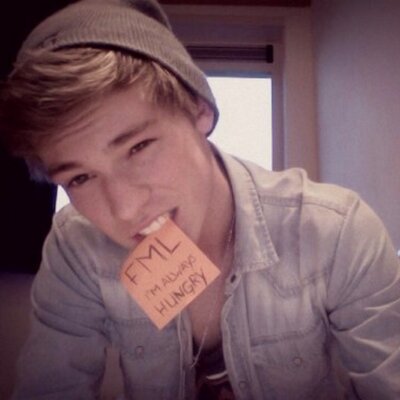 Profile Picture of Zachary (Zach) Lynch (@ZachLynch123) on Twitter