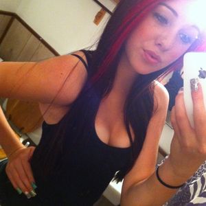 Profile Picture of Wendy Starr (@wburchfii1) on Myspace