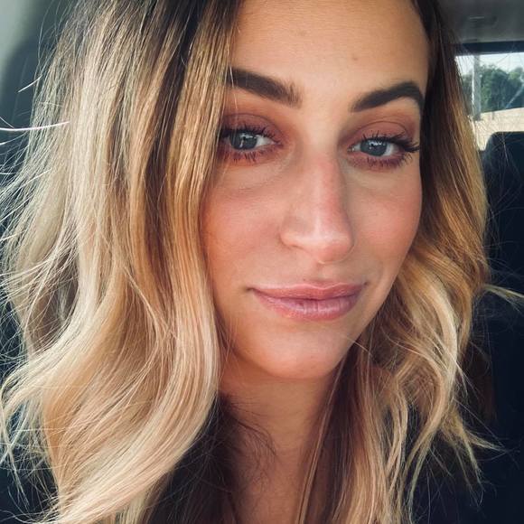 Profile Picture of Cailey Muller (@caileymuller) on Poshmark