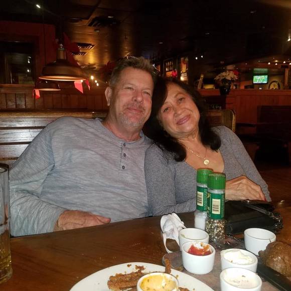 Profile Picture of Kay Cieszinski (@kaycieszinski) on Poshmark