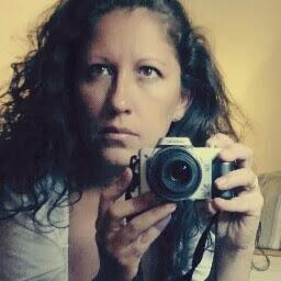 Profile Picture of Vivian De La Rocha (@VIVINETA) on Twitter