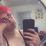 Profile Picture of Rowan Grant (@dark.omens_) on Instagram