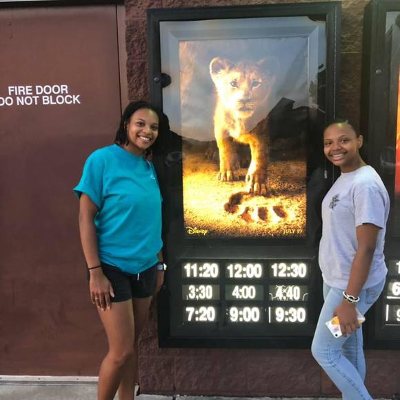 Profile Picture of Brianna Lester (@breelester23) on Poshmark