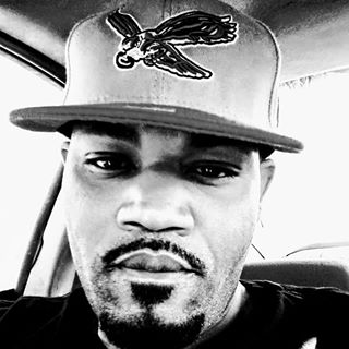 Profile Picture of Cyrano Raymond (@cyrano.raymond) on Facebook