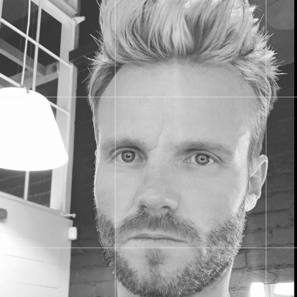 Profile Picture of Stephen Dowling (@stevied8) on Poshmark