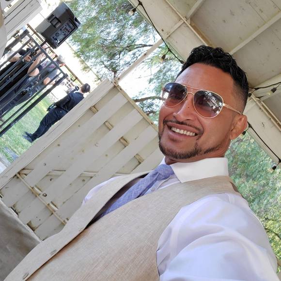 Profile Picture of Jason Ulloa (@jprunzxbl) on Poshmark