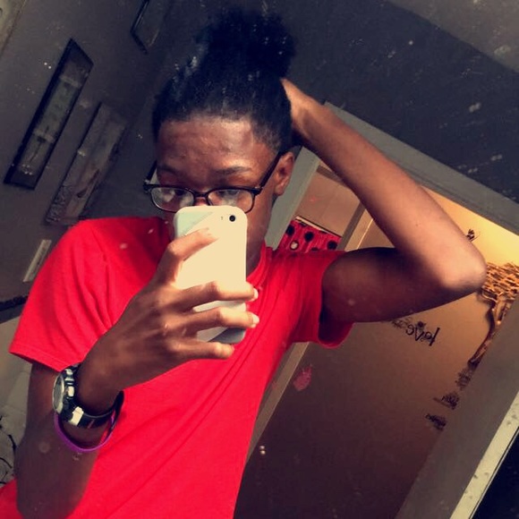 Profile Picture of Shawn Kyles (@kxngshawnn) on Poshmark