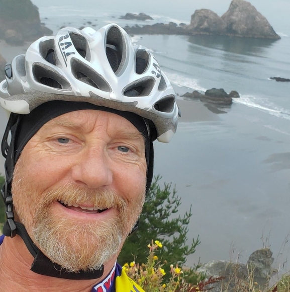 Profile Picture of Mitchell Kane (@mitchell_kane) on Poshmark