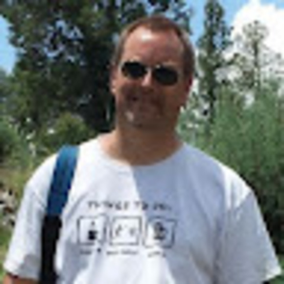 Profile Picture of David Kinsel (@d_kinsel) on Poshmark