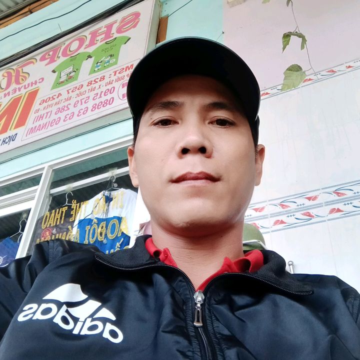 Profile Picture of sol kim (@dypop429thao) on Tiktok