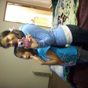 Profile Picture of Gladys Calleja (@dellaniracs) on Myspace