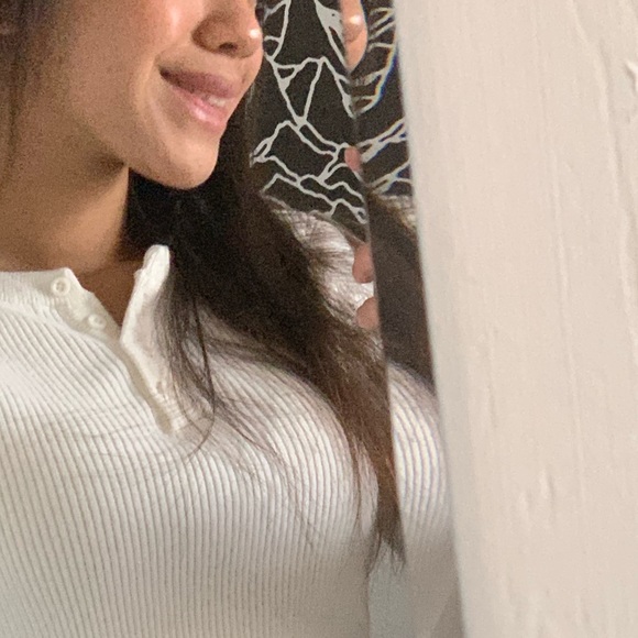 Profile Picture of Kim Quach (@kimnstalgic) on Poshmark