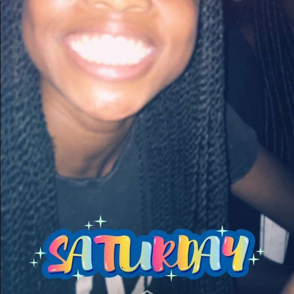 Khaya Yankey - Poshmark Profile Picture of Khaya Yankey (@keke_yey) on Poshmark