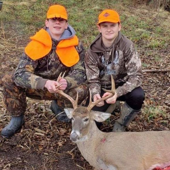 Profile Picture of Donovan Huser (@donovanhuser) on Poshmark