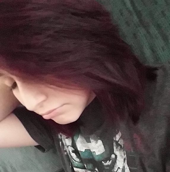 Profile Picture of Autty Cosper (@monster_bunny) on Poshmark