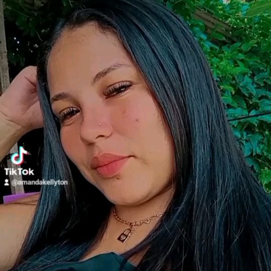 Profile Picture of Amanda Lima (@@amandakellyton) on Tiktok