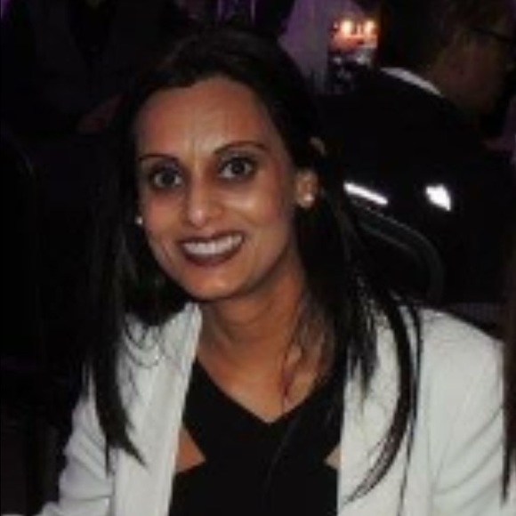 Profile Picture of Alka Patel (@alka71) on Poshmark