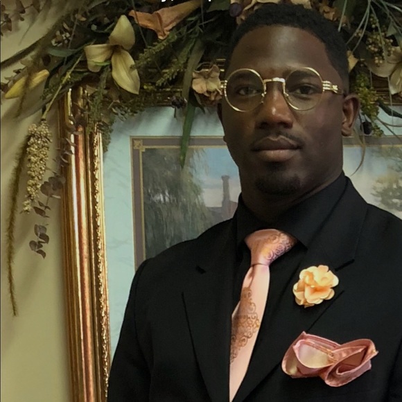 Profile Picture of Nicholas Mcalister (@njmcalister01) on Poshmark