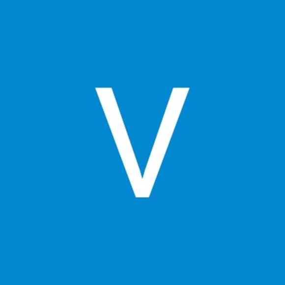 Profile Picture of Vicky Chase (@vickychase) on Poshmark