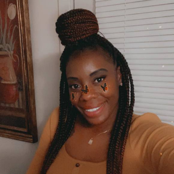 Profile Picture of Ariel Grant (@arielgrant134) on Poshmark