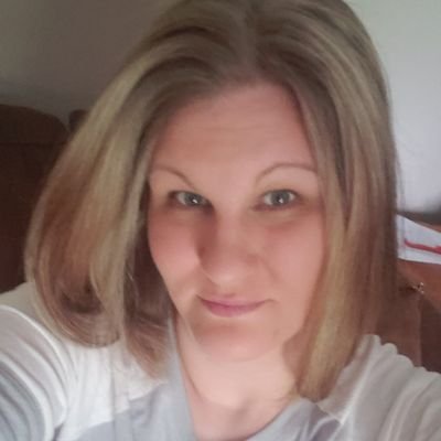 Profile Picture of Heather Wilkinson (@coachwilke) on Twitter