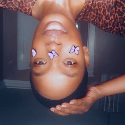 Profile Picture of Luna (@Robin65596033) on Twitter