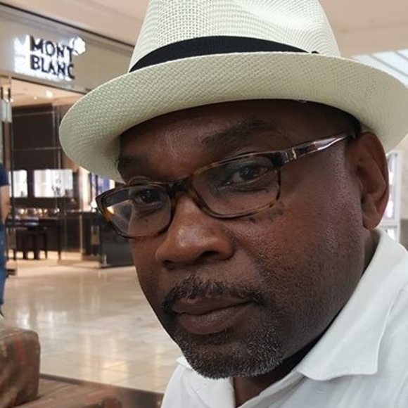 Profile Picture of Malcom Harris (@malcomxxx) on Poshmark