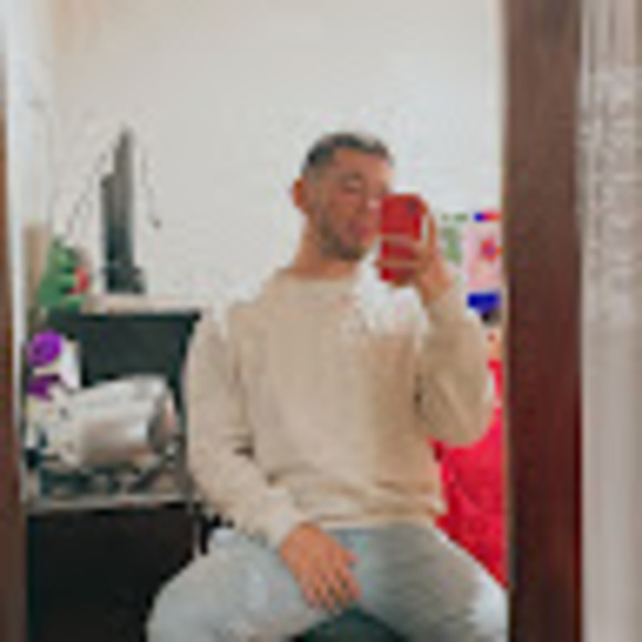 Daniel felipe Duarte bello - Poshmark Profile Picture of Daniel felipe Duarte bello (@danielbello881) on Poshmark