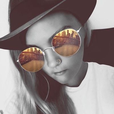 Profile Picture of Ellie Beauchamp (@elliebeauchamp) on Tiktok