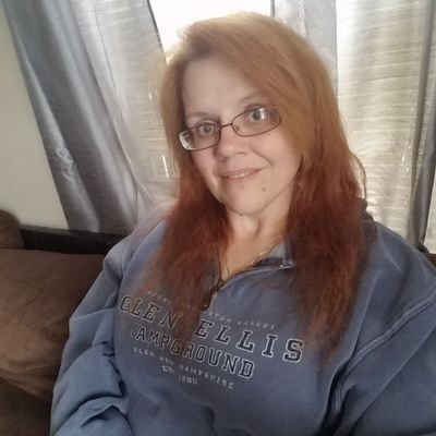 Profile Picture of Cynthia Hallowell (@CynthiaHallowel) on Twitter