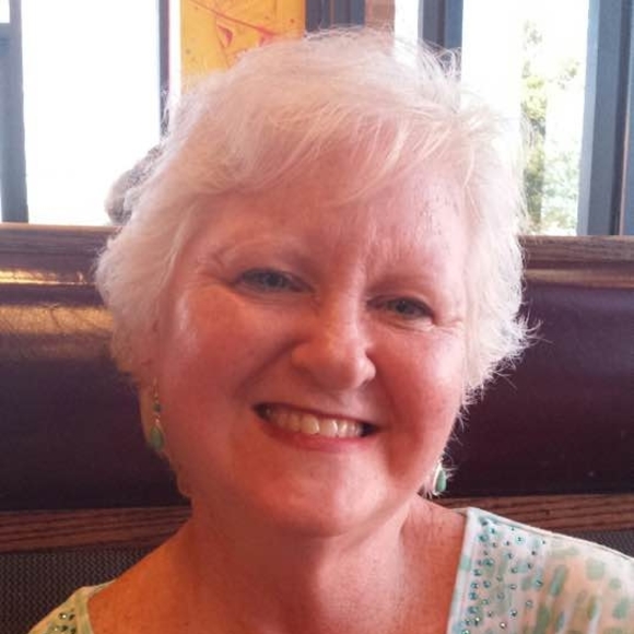 Profile Picture of Nancy Sizemore (@nancysizemor687) on Poshmark