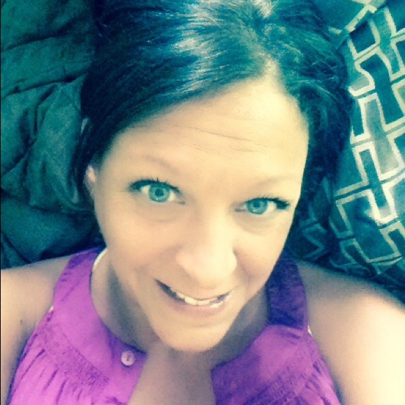 Profile Picture of Natalie Bachetti (@nbachetti) on Poshmark