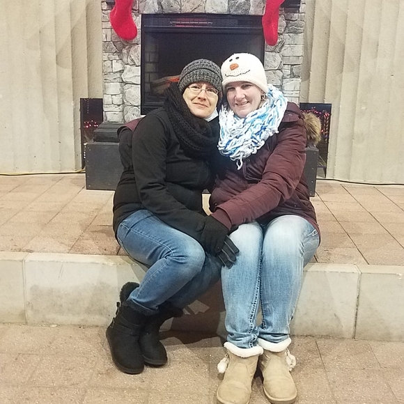 Inga Barnes - Poshmark Profile Picture of Inga Barnes (@ingabarnes) on Poshmark