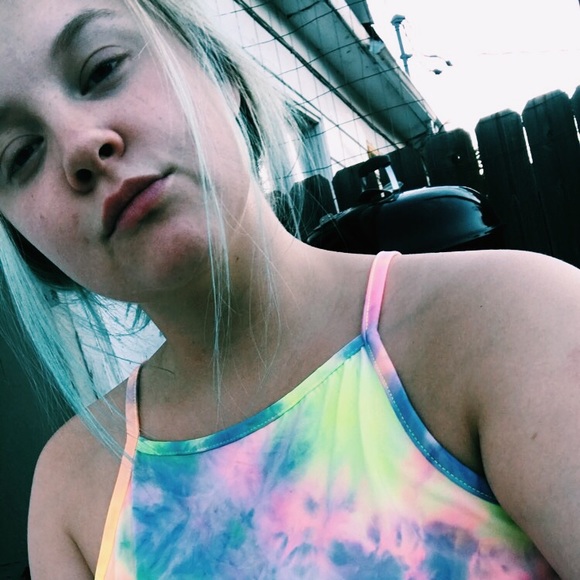 Randi Leissring - Poshmark Profile Picture of Randi Leissring (@princessrandix) on Poshmark