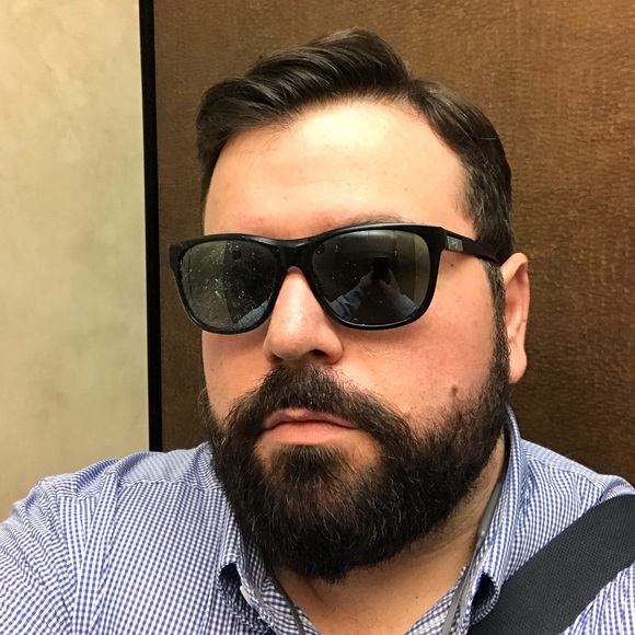 Profile Picture of Griggs Hutaff (@ghutaff) on Poshmark