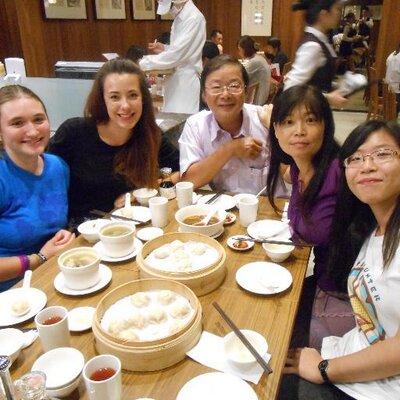 Profile Picture of Emma Wright (@EmmaEveGrace) on Twitter