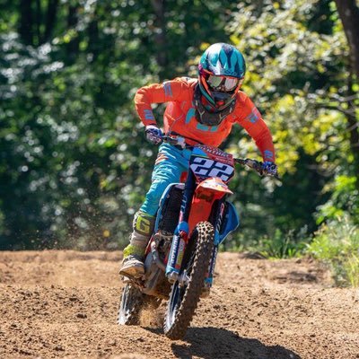 Profile Picture of Bryce Cox (@BRYCiiE__) on Twitter