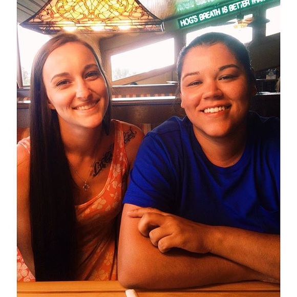 Profile Picture of Kaleena Moore (@kaleenamoore24) on Poshmark