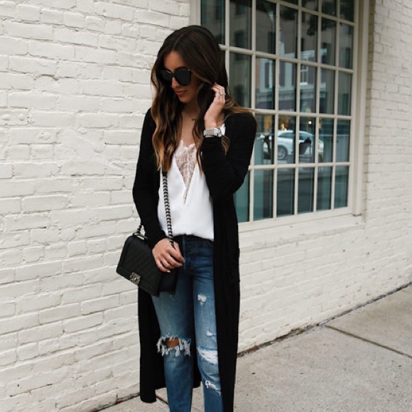 Profile Picture of Valentina Hayes (@valentinahayes8) on Poshmark