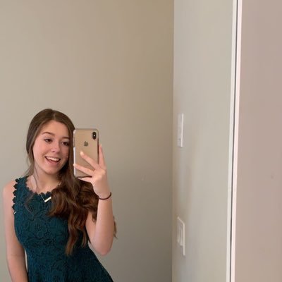 Profile Picture of Amanda (@amanda_bolen55) on Twitter