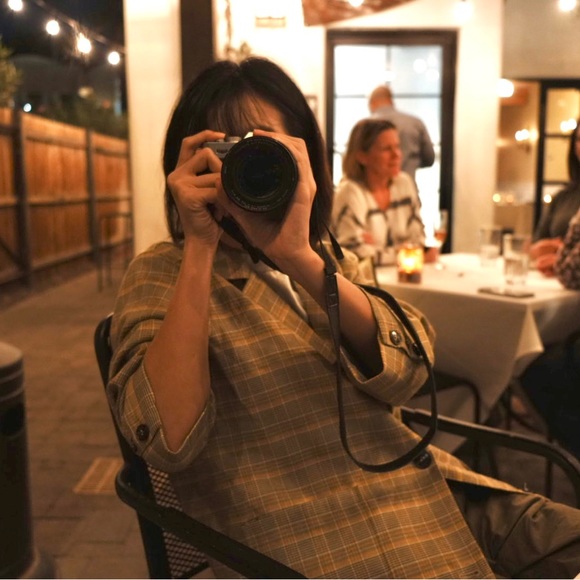 Profile Picture of Siyu Chen (@ytr85642) on Poshmark