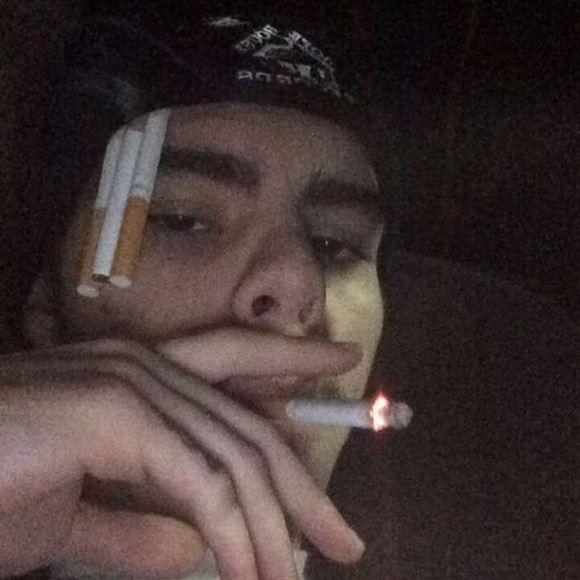 Profile Picture of Lil Fye (@fyebwoy) on Poshmark